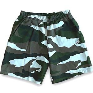 NIKE CAMO SHORTS MEN LARGE